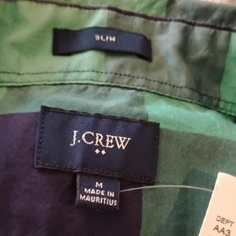 J. Crew Men's Cotton Green and Black Plaid Shirt - Picture 5 of 7
